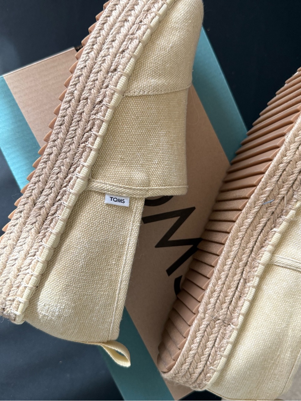 Toms Natural Canvas Slip-On Espadrille Platforms size 7.5 - Picture 2 of 5